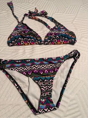 Hurley Vibrant Aztec Print Bikini Set - Turquoise , Purple, Black, Pink-